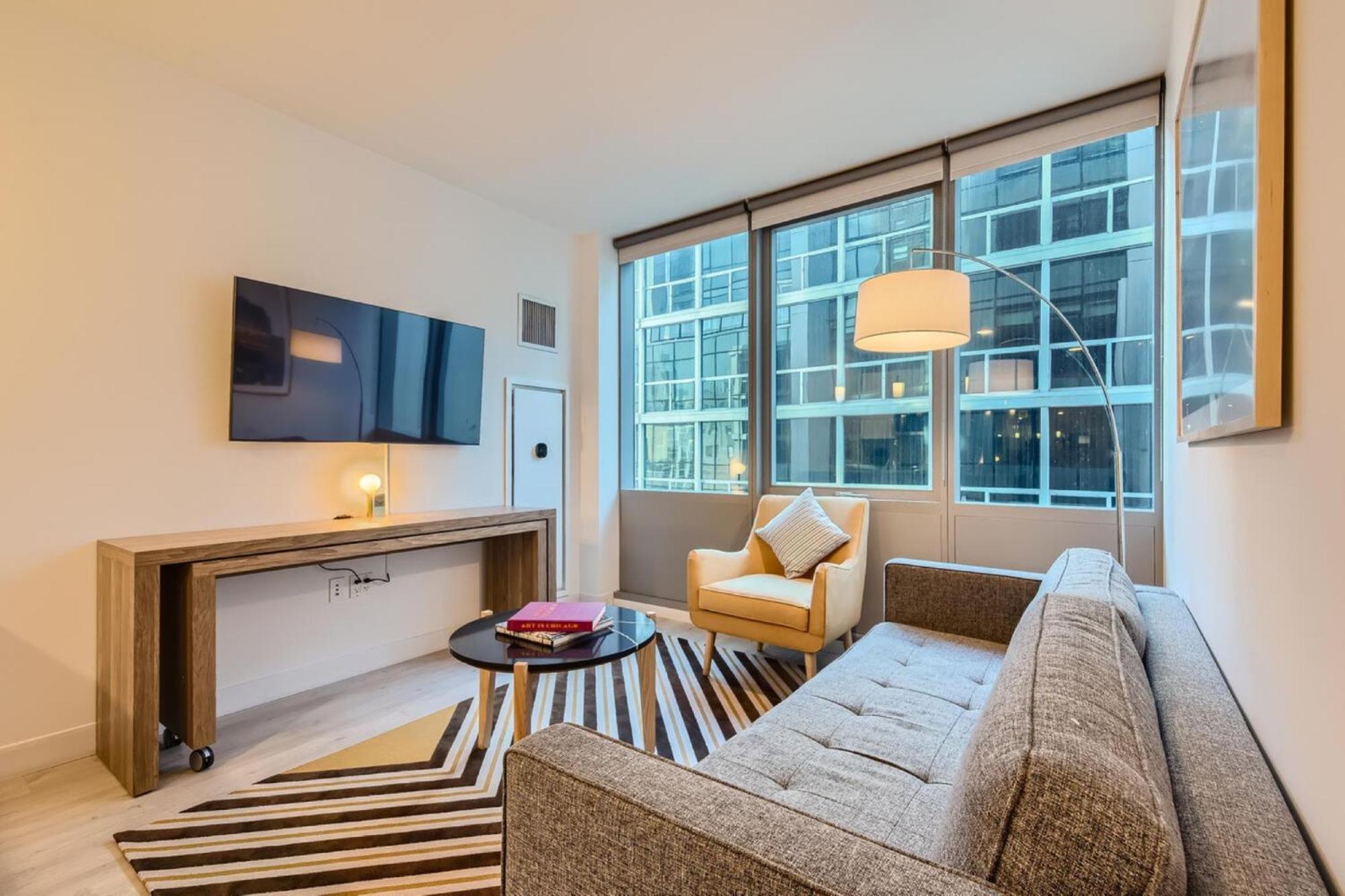 1 Bedroom w/ Den in South Loop Chicago,1699486821:JPEG