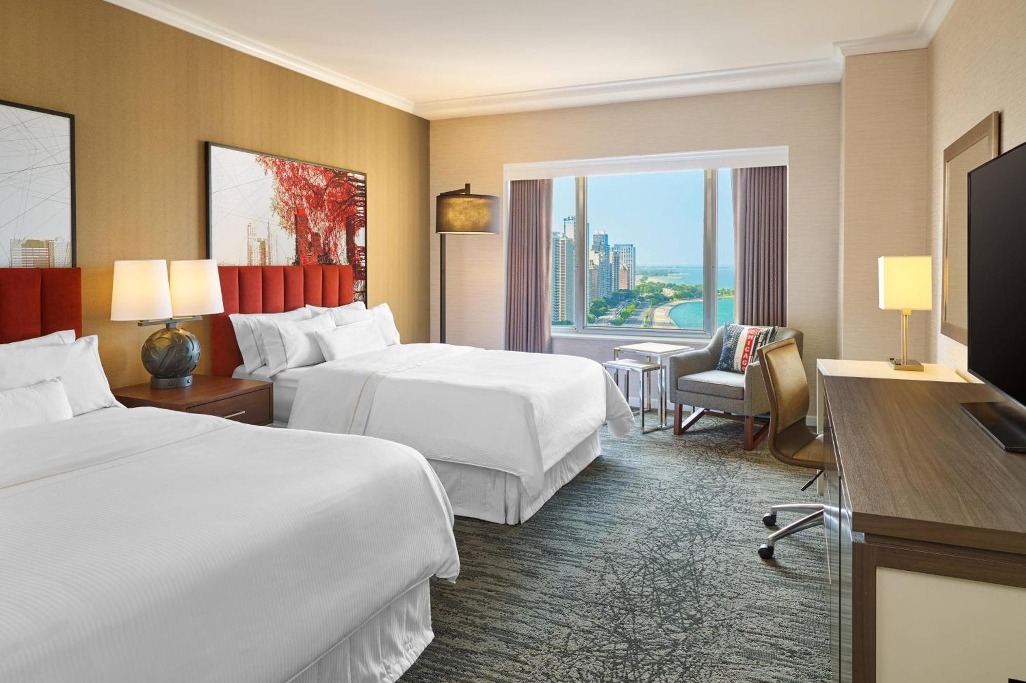 Grand Deluxe Double Room with Two Double Beds - Partial Lake View