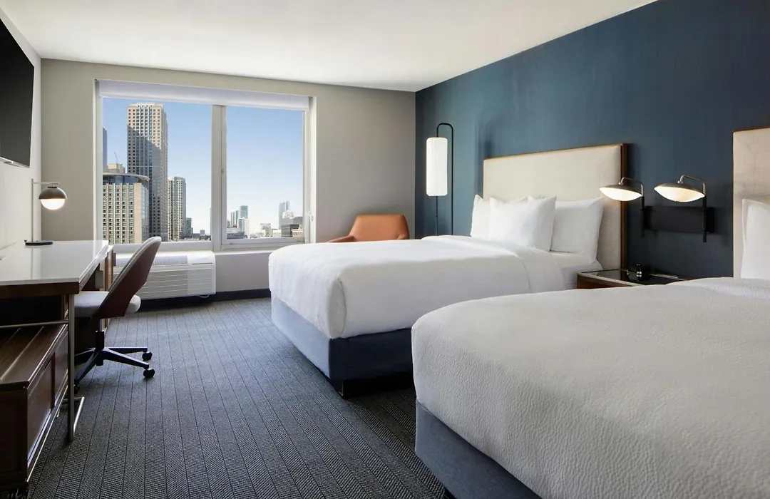 Courtyard By Marriott Chicago Downtown/River North-1