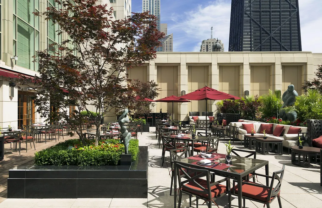 The Peninsula Chicago-1