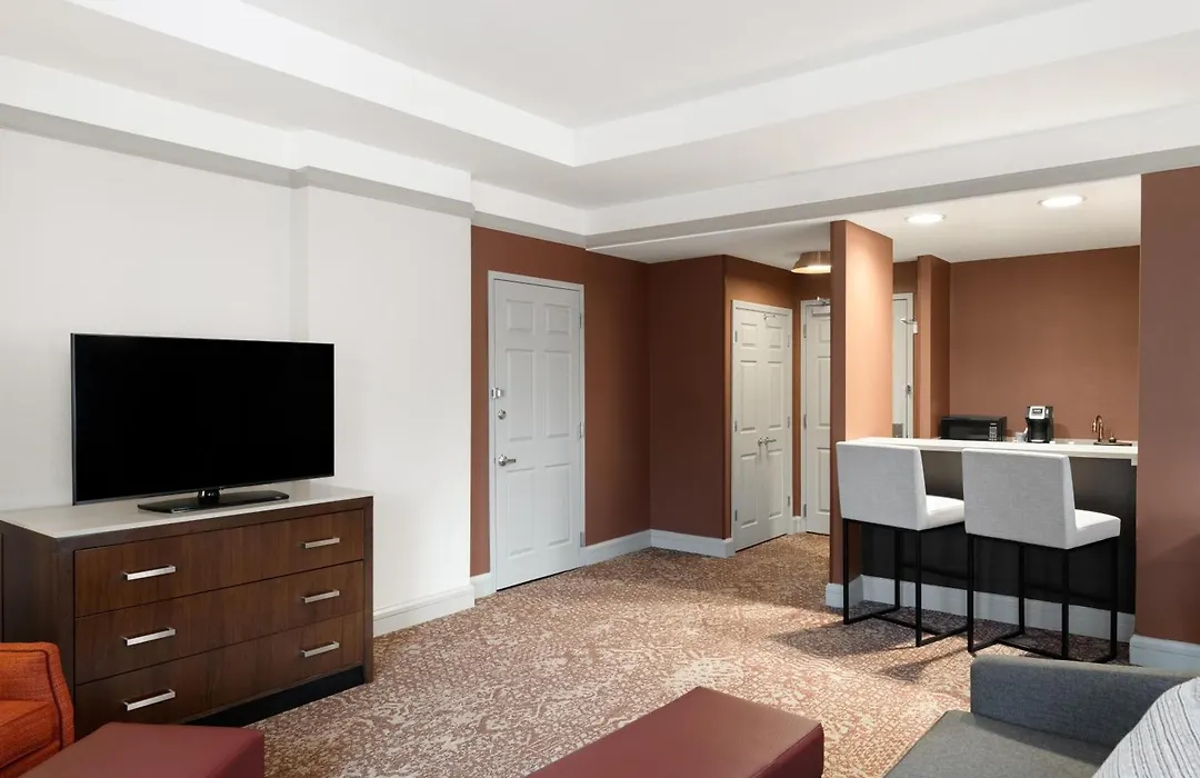 Hilton Garden Inn Chicago Downtown/Magnificent Mile-1