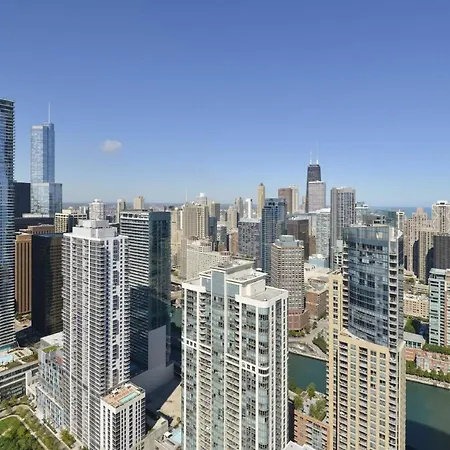 Luxury Downtown Chicago Suites-2