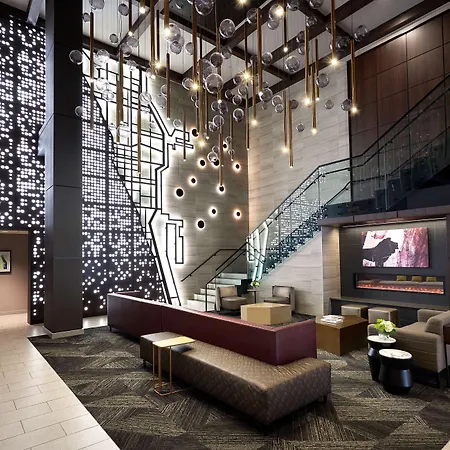 Hampton Inn & Suites Chicago-Downtown-3
