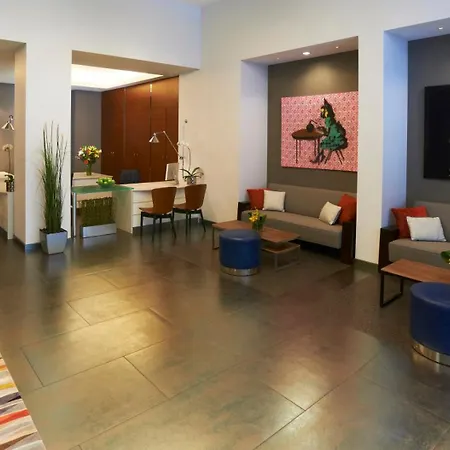 Kinzie Hotel-2
