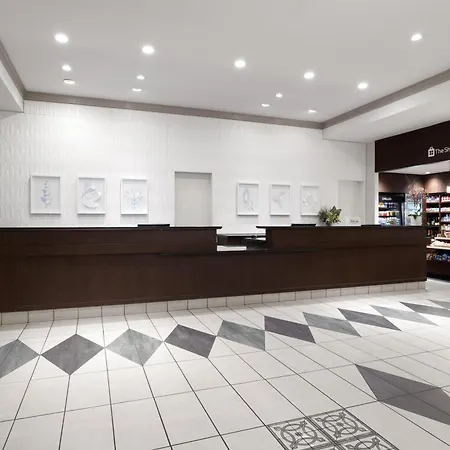 Hilton Garden Inn Chicago Downtown/Magnificent Mile-3